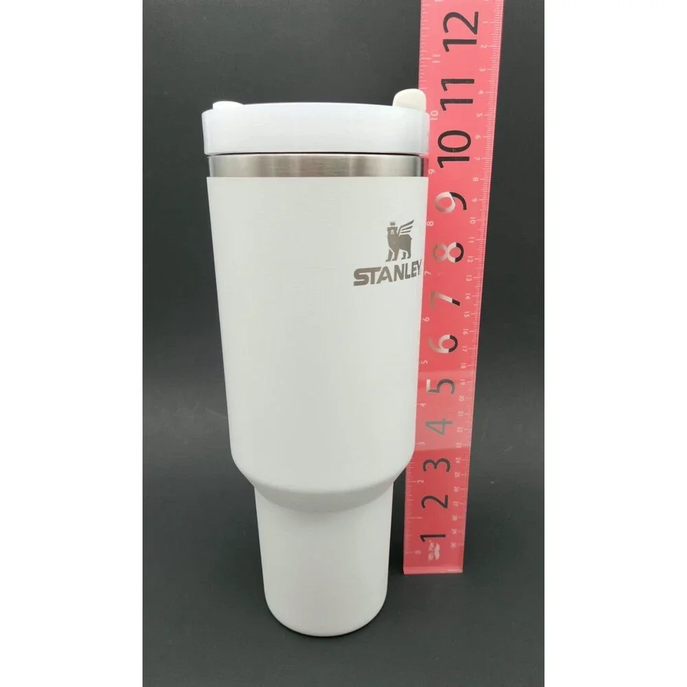Stanley Quencher 40 oz Tumbler White/Gray NWOT New Straw. READ - Picture 5 of 10